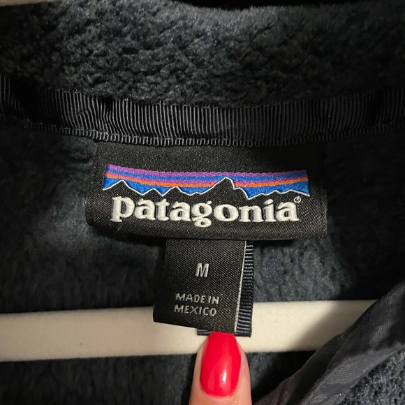 Patagonia fleece pullover - Picture 3 of 3